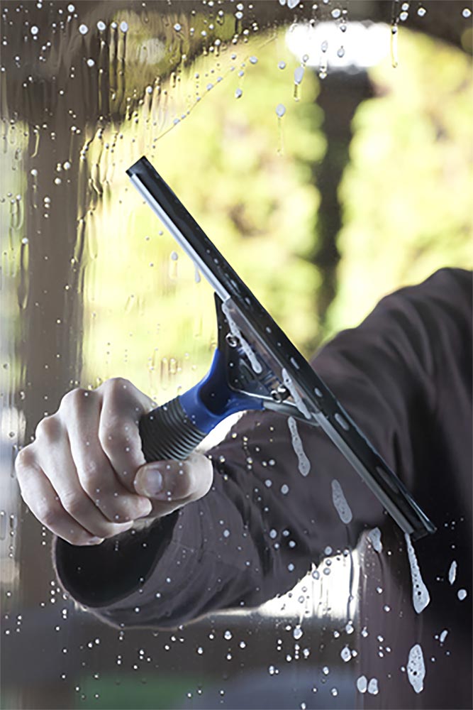 Cleaning Partners België Ruitenwassen Glaswassen Cleaning Partners NV België Ruiten Wassen Glazenwassen